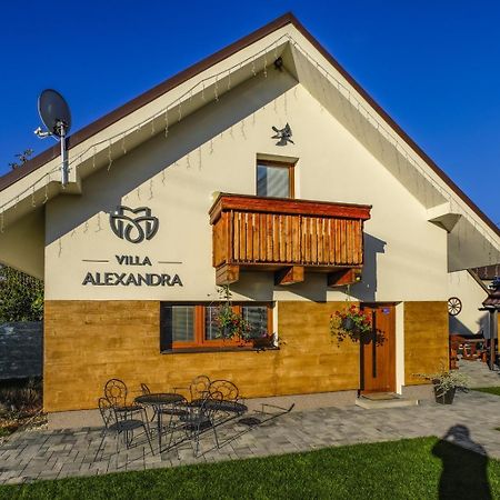 Villa Alexandra Bešeňová エクステリア 写真
